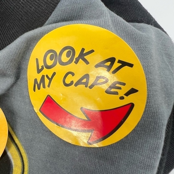 NWT DC Comics Batman Costume Pajama Set Size 2T Little Kids - Picture 3 of 12